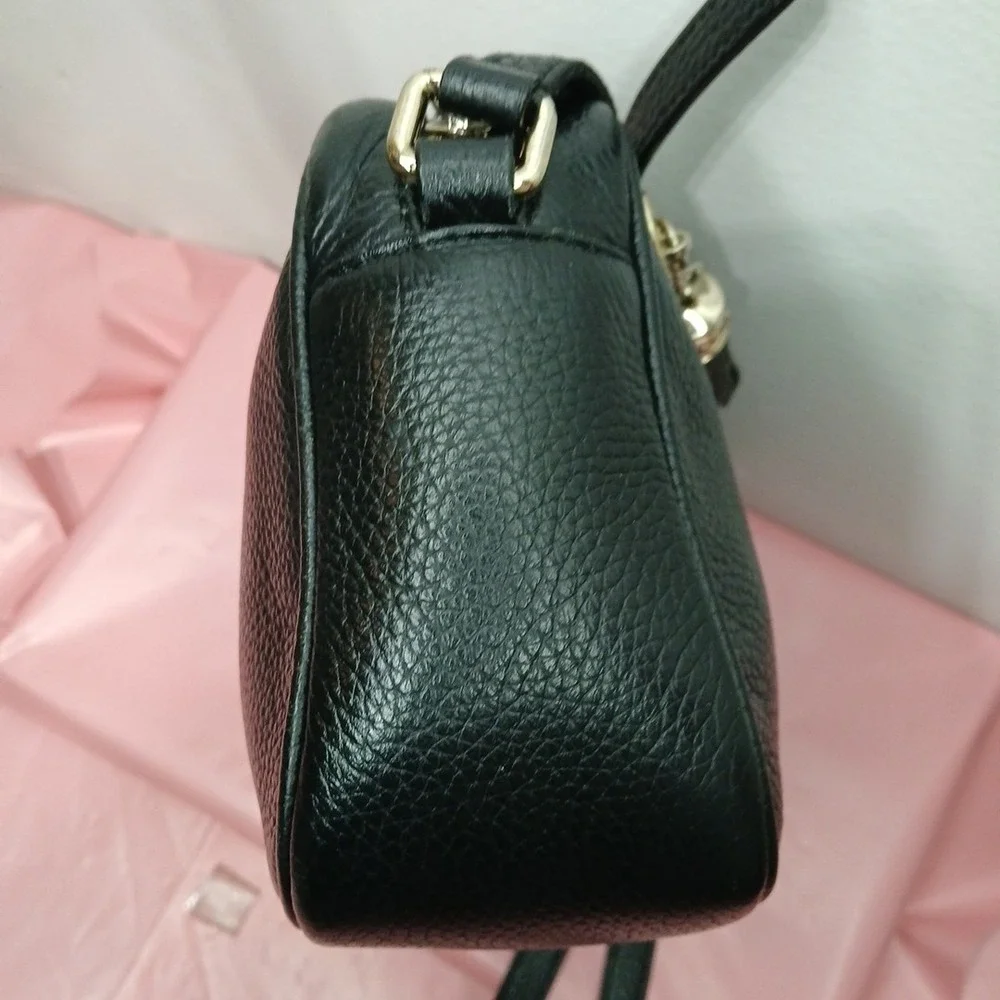 Metrocity Black Pebbled Leather Camera Crossbody Bag ~ Soft Quality Leather